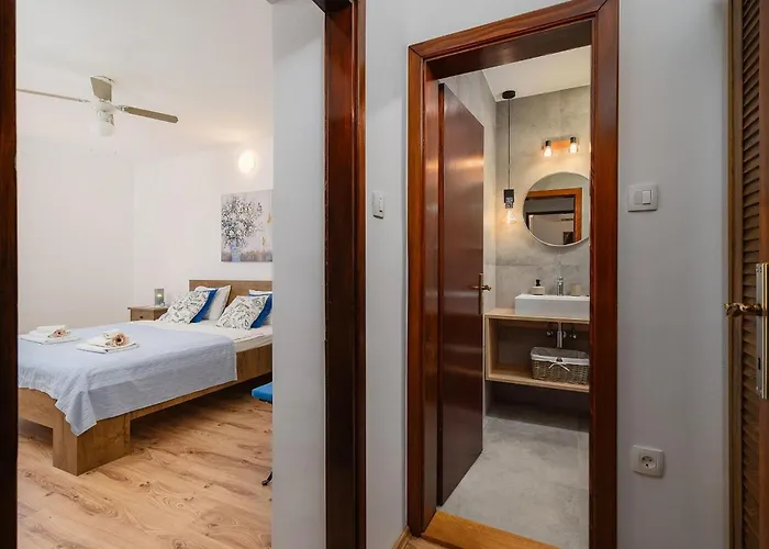 Casa Bizzarra